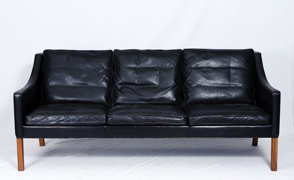 Borge Mogensen Black Leather Sofa Designed in 1963 and Produced by Fredericia