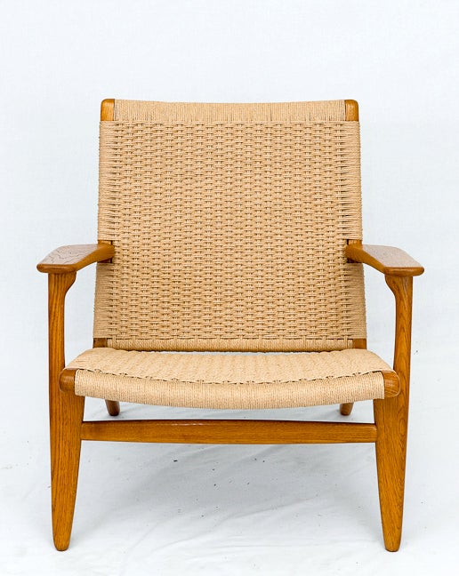 Hans Wegner CH-25 Lounge Chair Designed in 1951 and Produced by Carl Hansen & Son