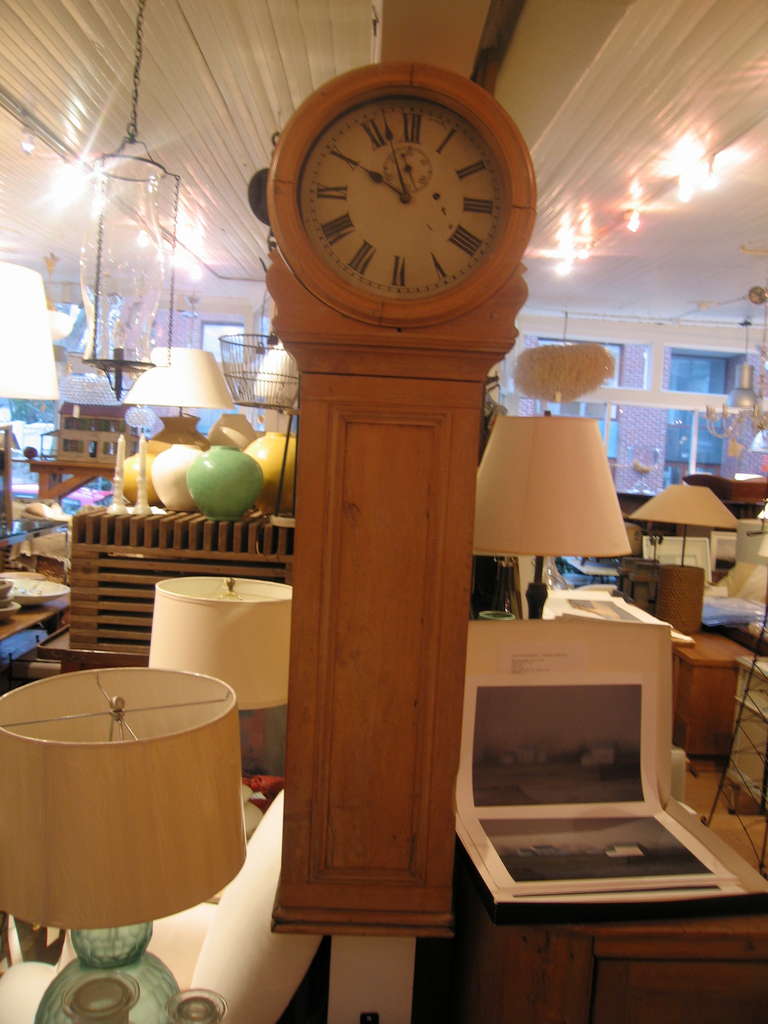 very nice vintage pine clock