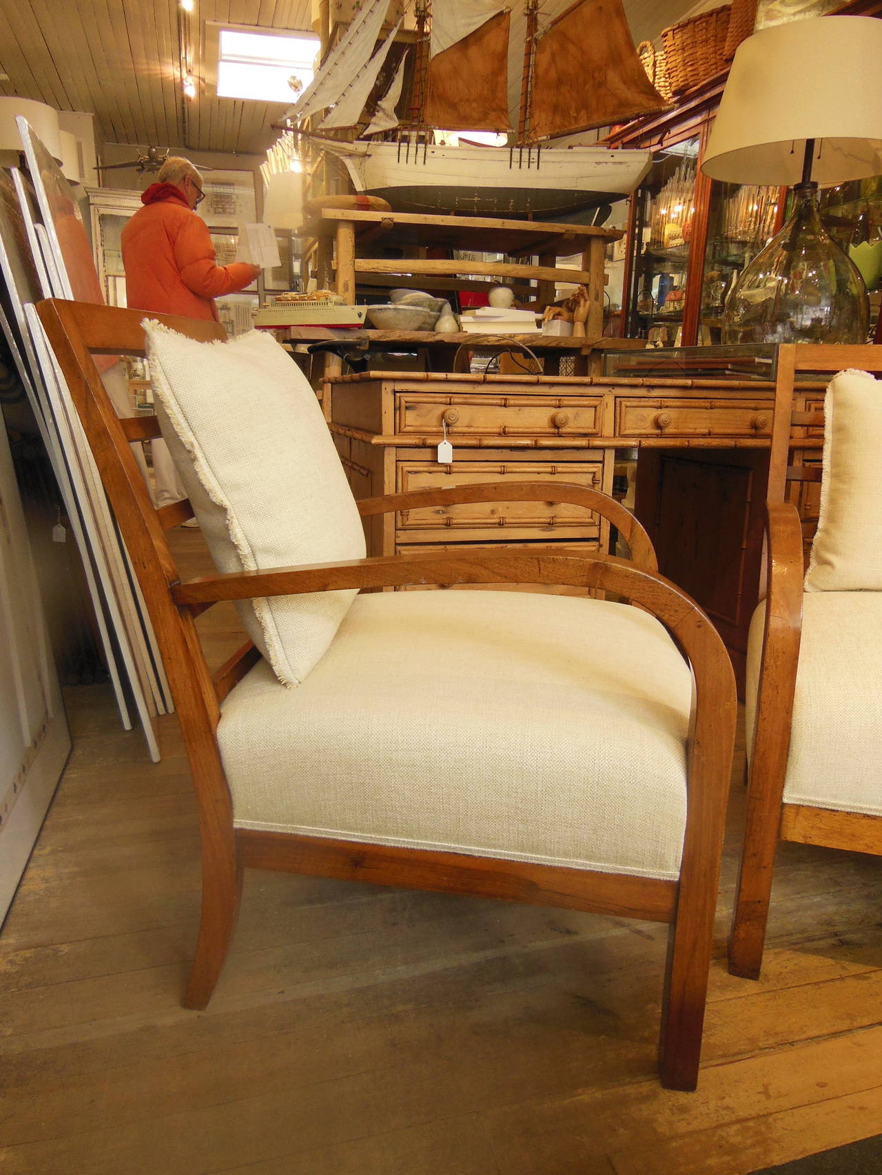 Very nice pair of 1940s French armchairs newly reupholstered in linen.
