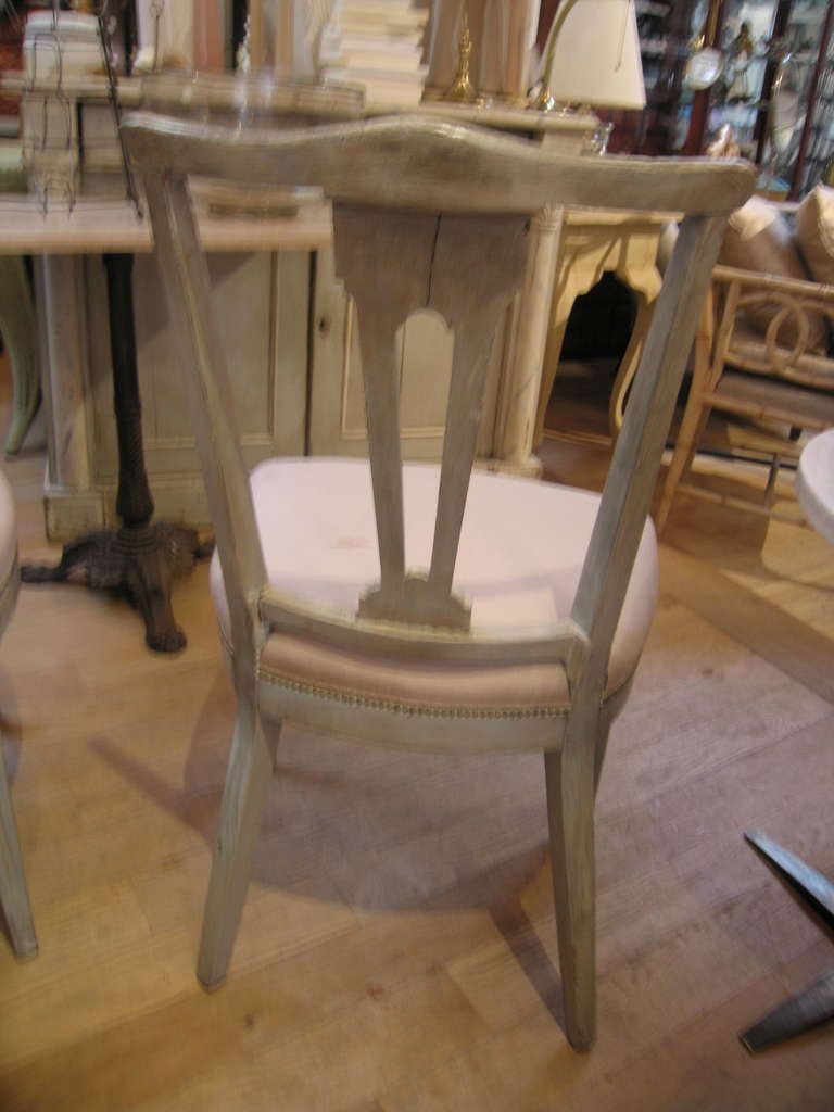 Pair Vintage Gustavian Chairs In Good Condition In Sag Harbor, NY