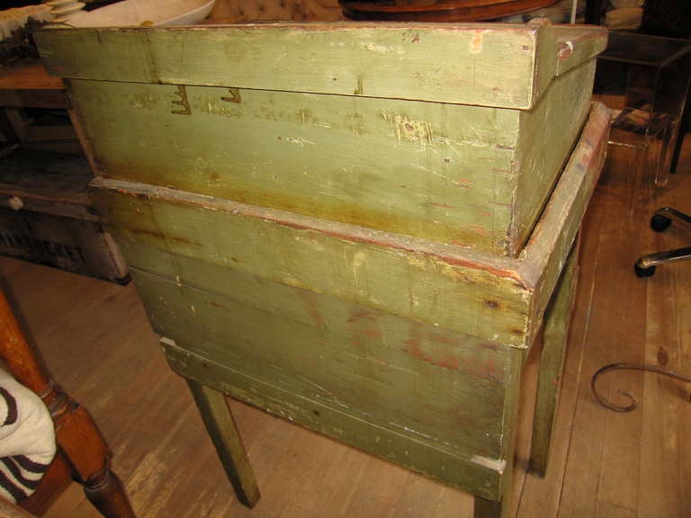 Primitive Painted Tall Desk In Good Condition For Sale In Sag Harbor, NY