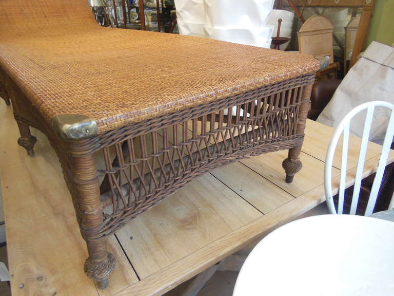 Great Heywood Wakefield Wicker Chaise 1