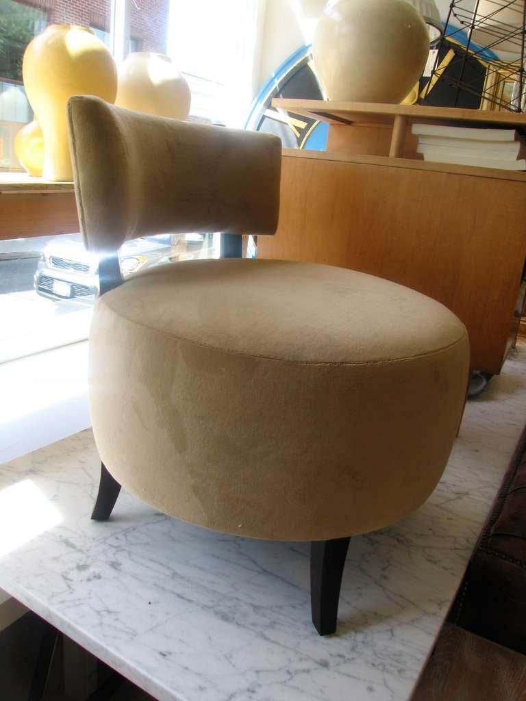 1940s Style Barrel Chair in Mohair Velvet In Excellent Condition In Sag Harbor, NY