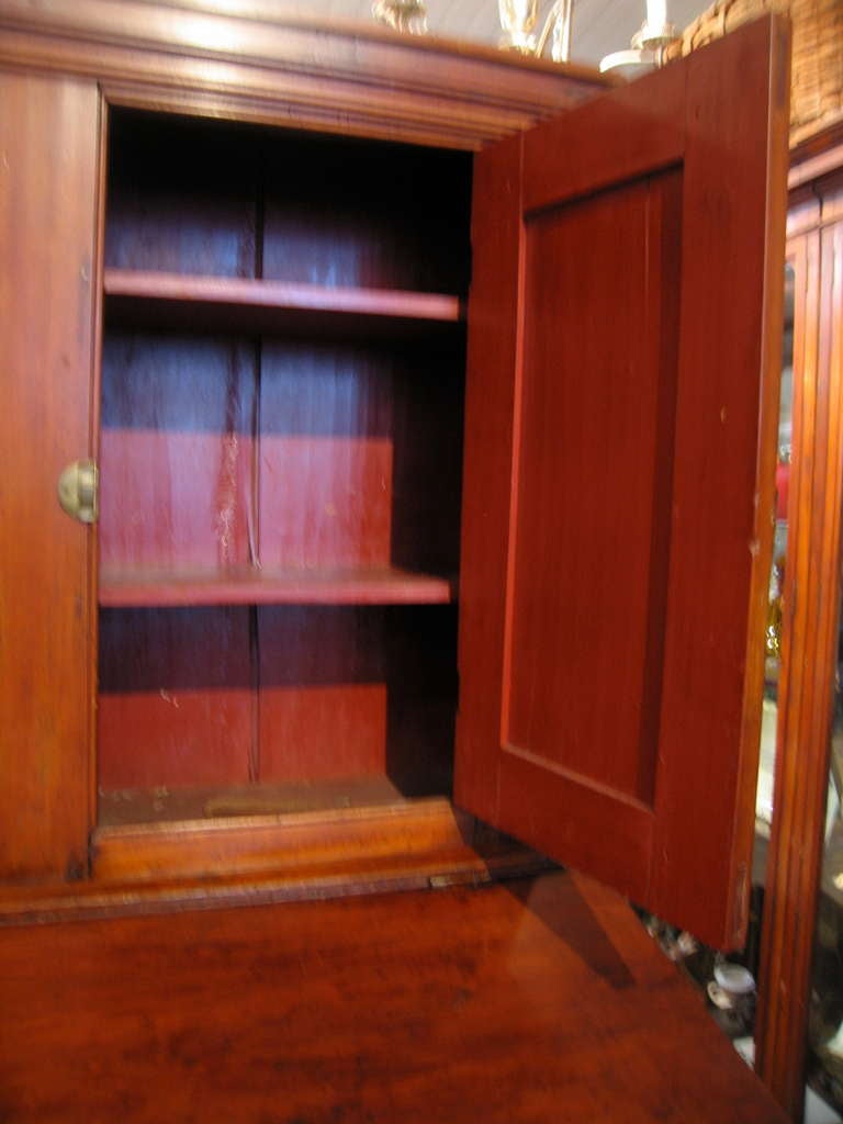 Handsome Standing Secretary In Good Condition For Sale In Sag Harbor, NY
