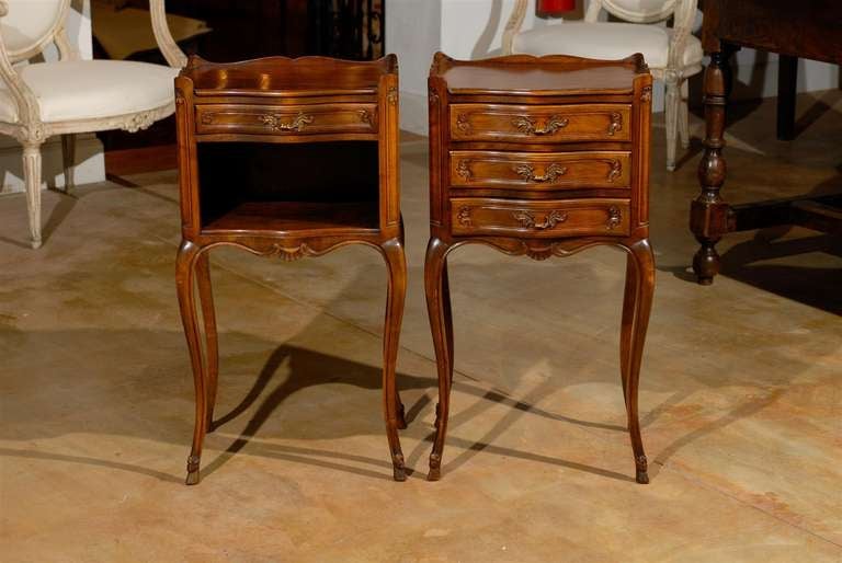 20th Century Pair of French Louis XV Style Walnut Bedside Tables with Drawers and Open Shelf