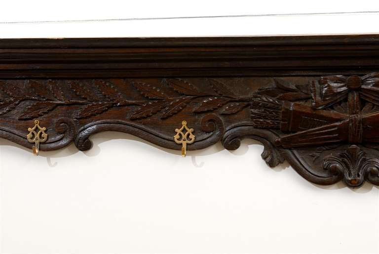 Hand-Carved French 19th Century Wooden Rack with Carved Ribbon-Tied Quiver and Arrows For Sale