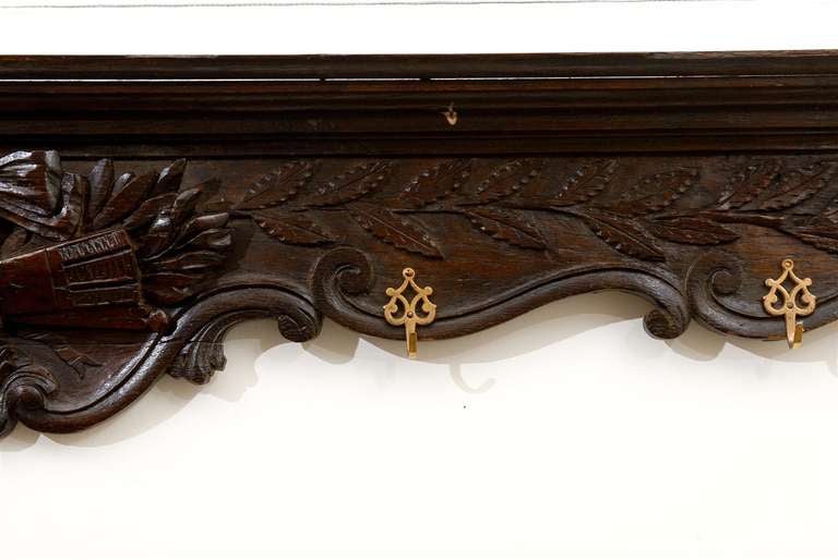 Rococo French 19th Century Wooden Rack with Carved Ribbon-Tied Quiver and Arrows For Sale