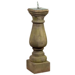 English 1860s Baluster-Shaped Sandstone Sundial with Verdigris Bronze Dial