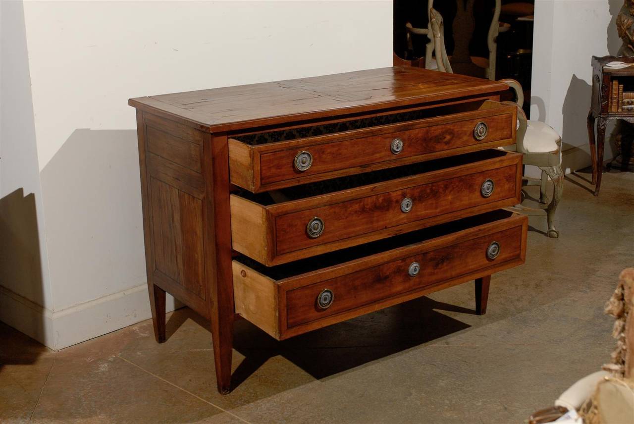 18th Century French Commode 5