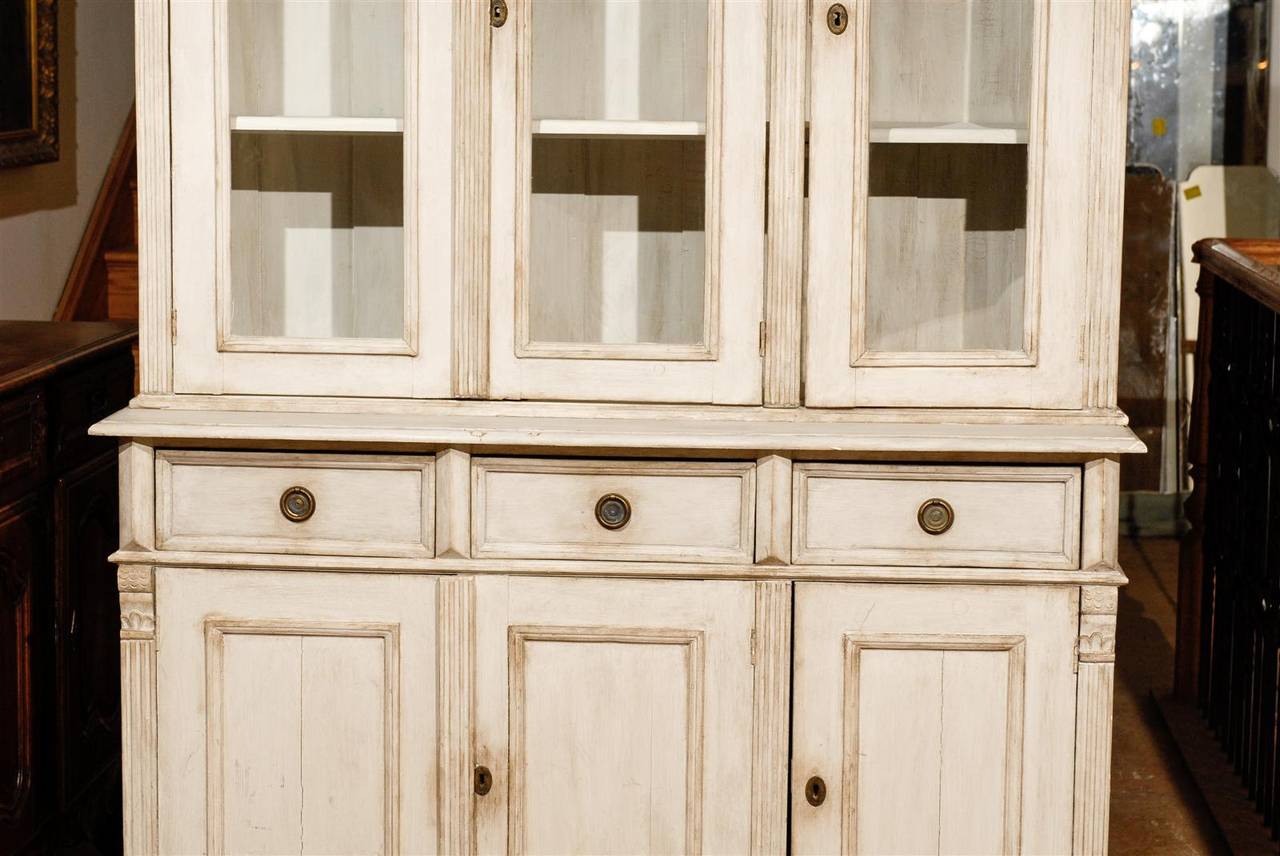 Swedish Neoclassical Style Cupboard from the Late 20th Century with Glass Doors 1