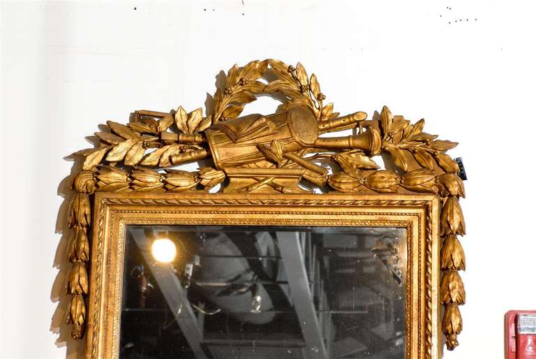 French 1780s Louis XVI Period Giltwood Mirror with Allegory of the Liberal Arts 4
