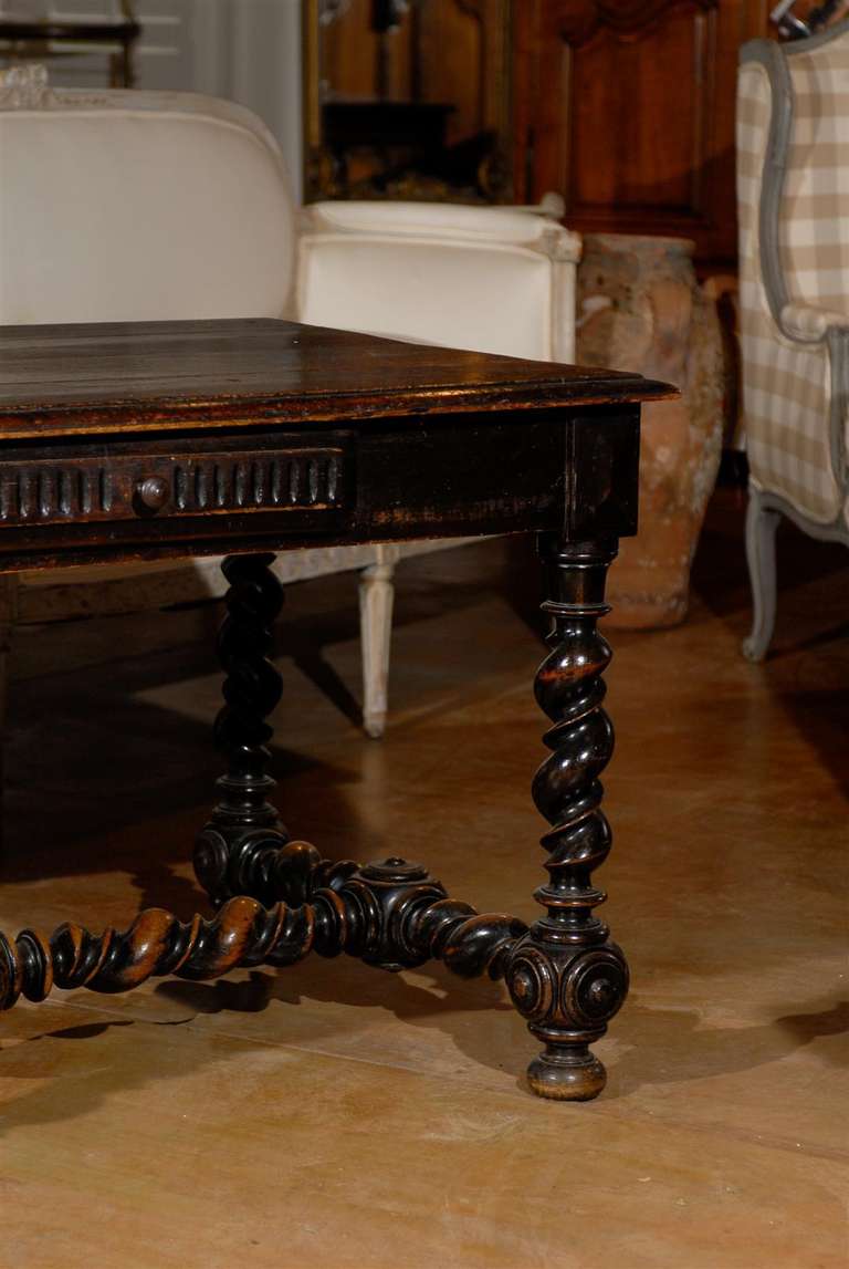 17th Century French Louis XIII Period Walnut Side Table with Barley-Twist Base For Sale 2