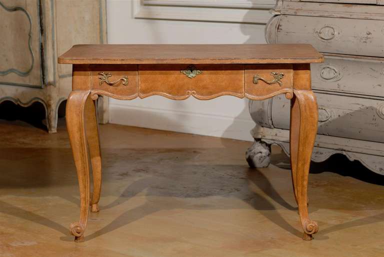 19th Century French Louis XV Walnut Side Table Desk 3