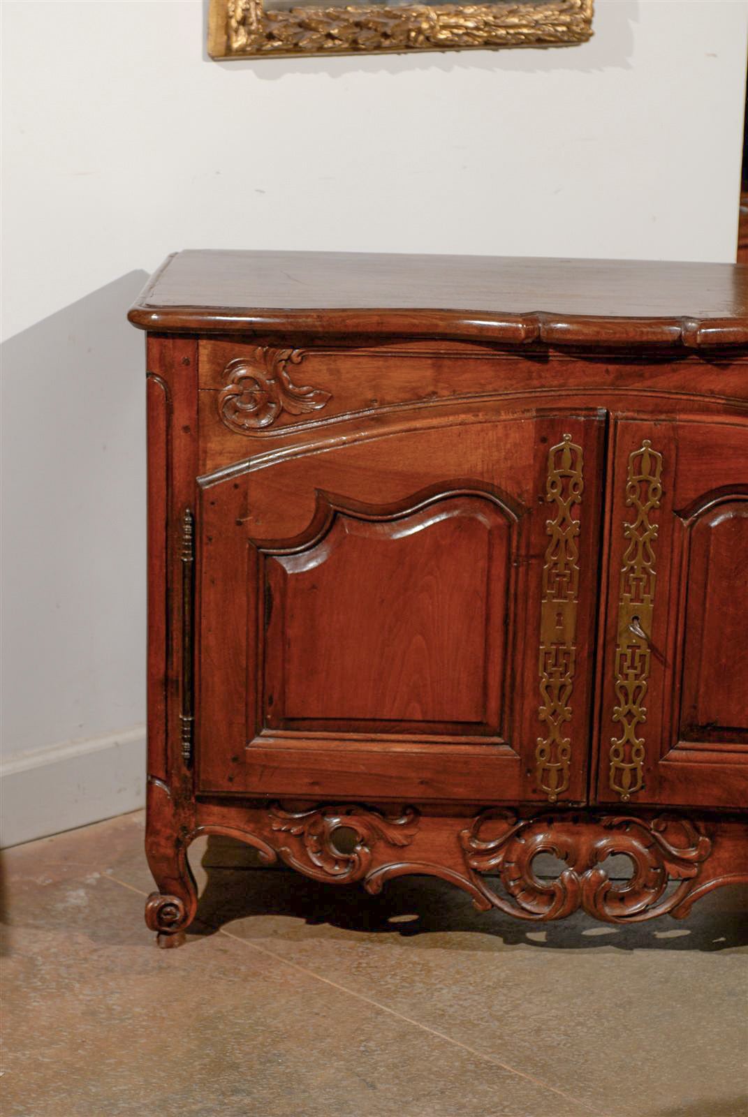 Period Regence French 1720s Walnut Two-Door Buffet with Carved and Pierced Skirt In Good Condition In Atlanta, GA