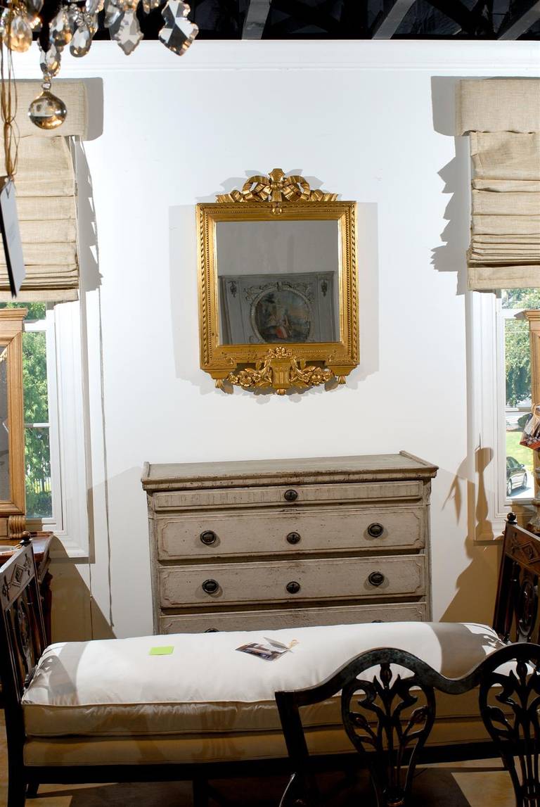 Swedish Gustavian Period Giltwood Mirror, circa 1780 with Ribbon-Carved Crest In Good Condition For Sale In Atlanta, GA