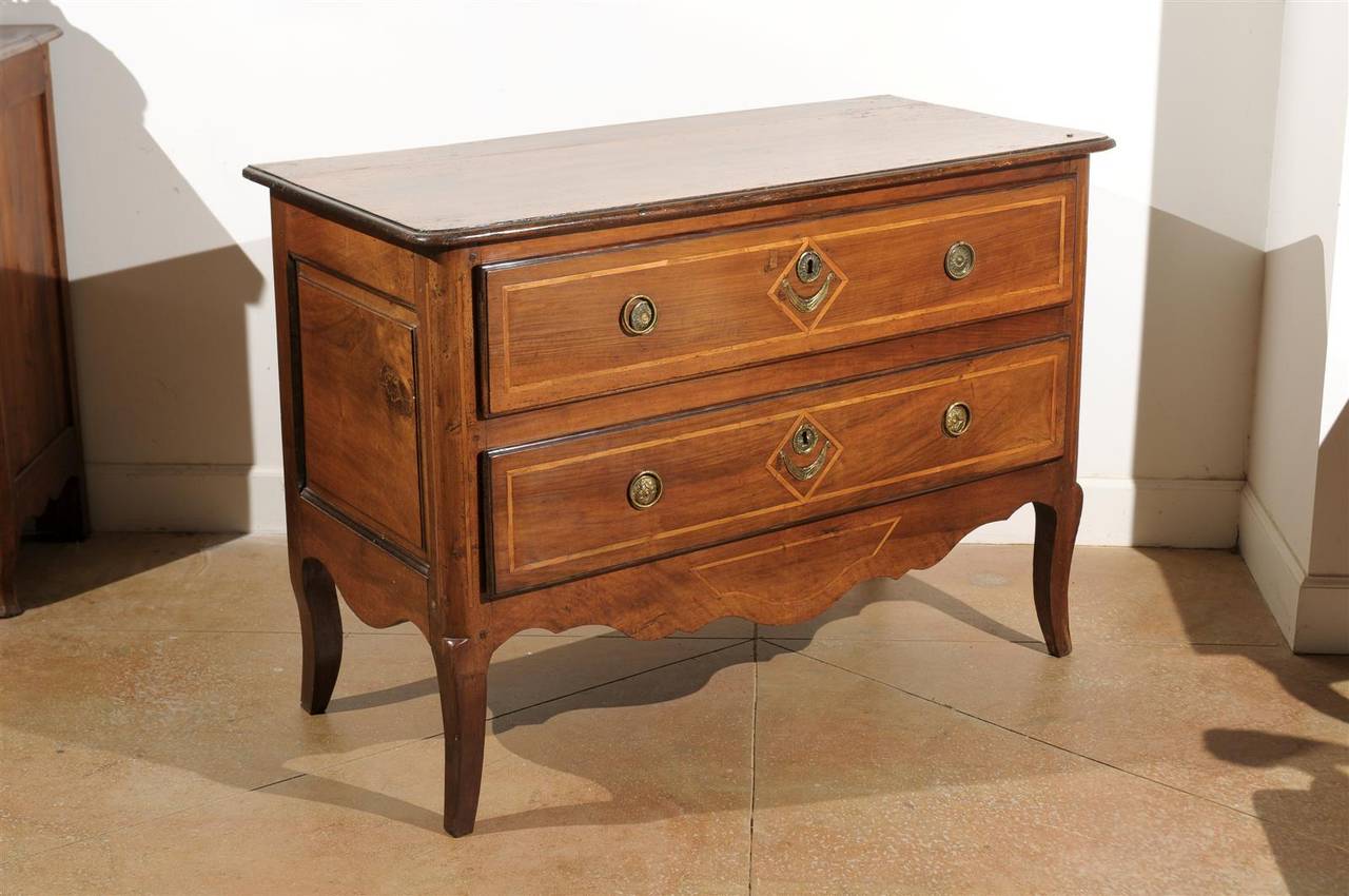 French Directoire Two-Drawer Walnut Commode with Banded Inlay from Provence For Sale 5
