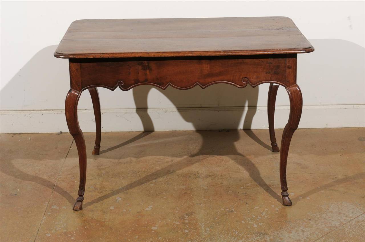 French 1740s Period Louis XV Wooden Desk with Two Drawers and Cabriole Legs 6
