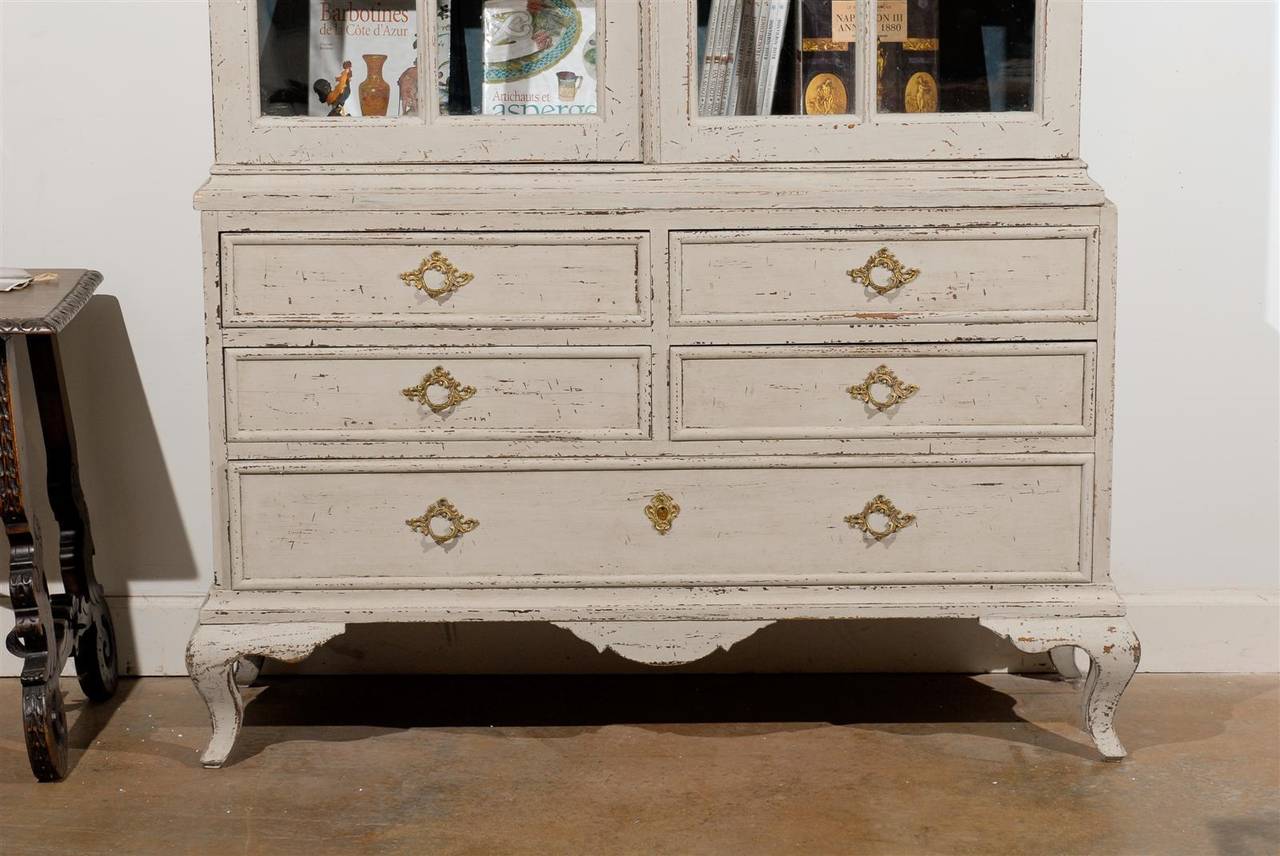 Swedish 1810 Baroque Painted Wood Cabinet with Glass Doors and Five Drawers In Good Condition In Atlanta, GA