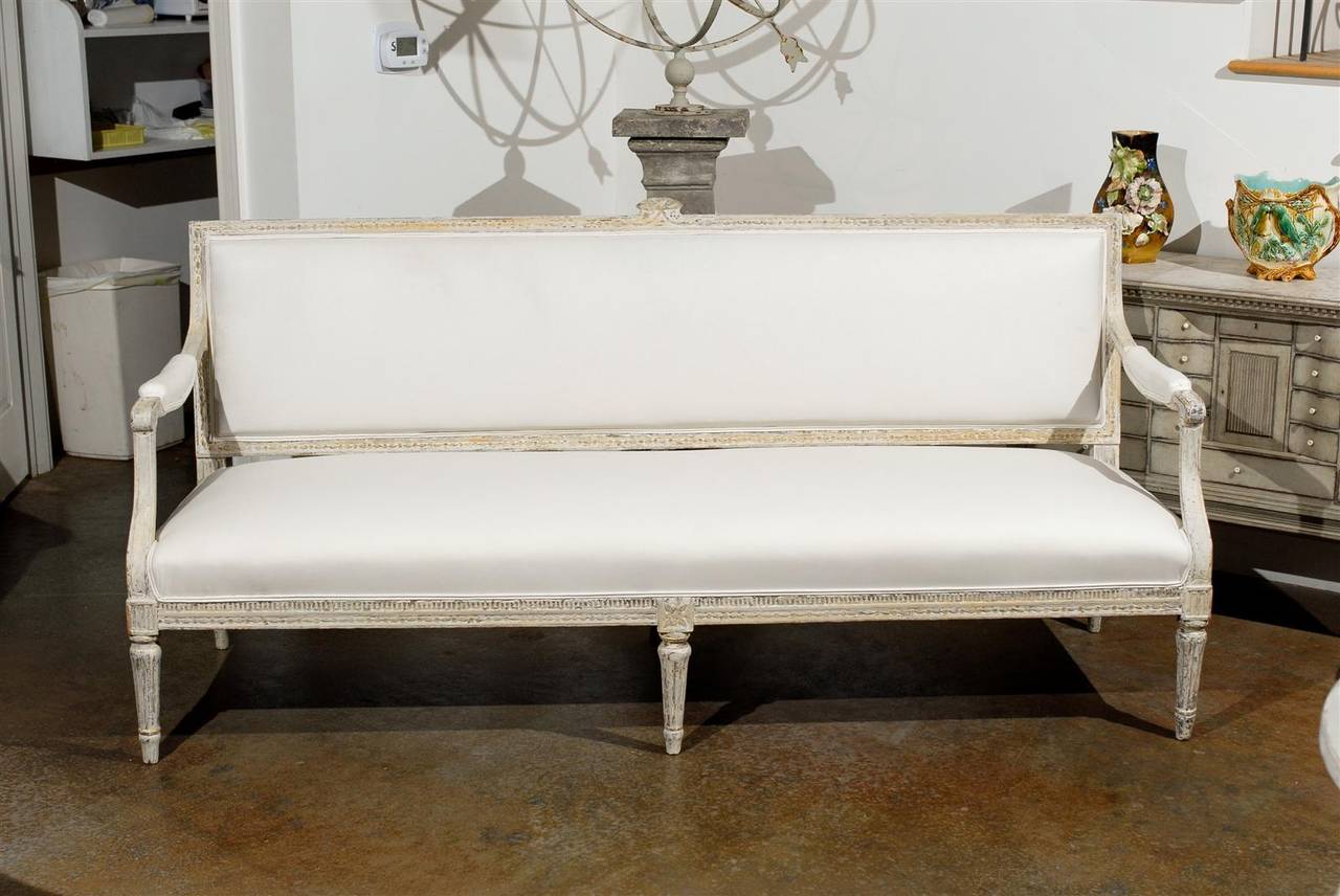Swedish 1790s Gustavian Period Painted Wood Upholstered Sofa with Fluted Legs 3