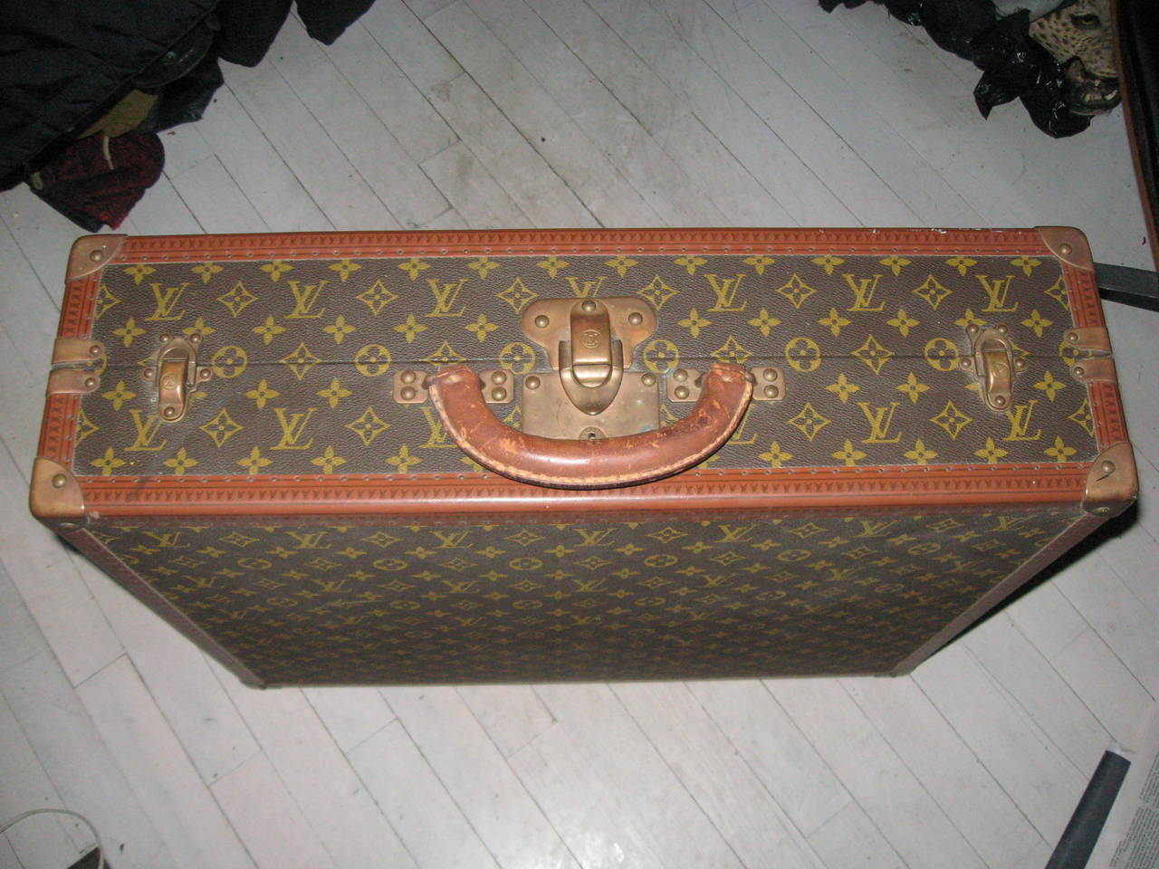 Louis Vuitton Vintage Suitcase with Hangers 1