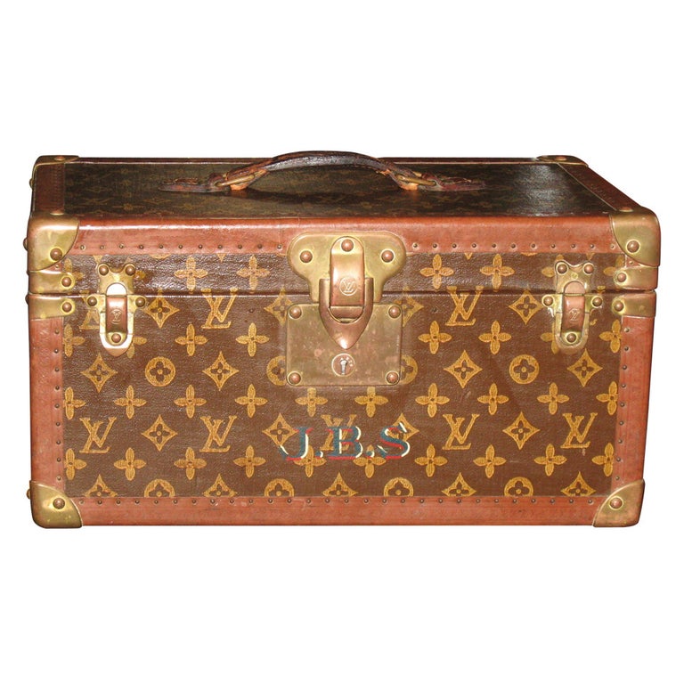 Louis Vuitton Train Case, Louis Vuitton Jewelry Case, Louis Vuitton Beauty  Case For Sale at 1stDibs