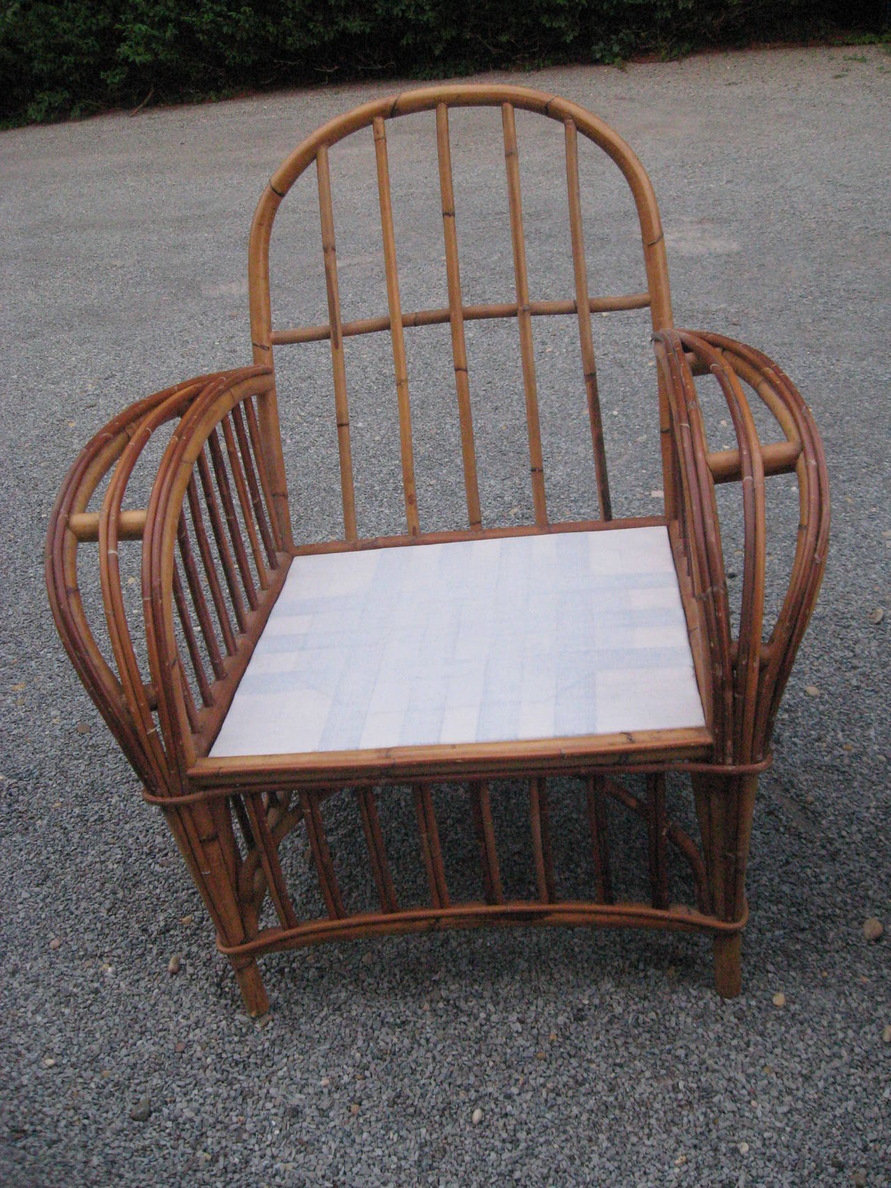 Vintage Pair of Rattan Lounge Chairs In Excellent Condition In Water Mill, NY