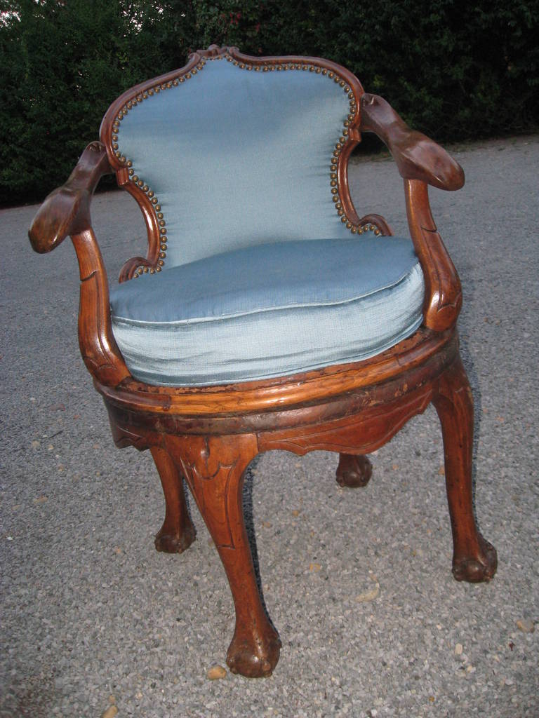 Italian 19th Century Swivel Armchair In Excellent Condition For Sale In Water Mill, NY