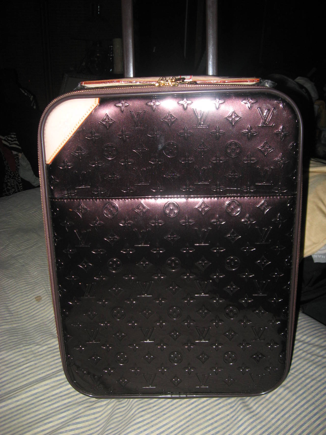 Louis Vuitton New Monogram Patent  Rolling Traveling Luggage with Dust Cover