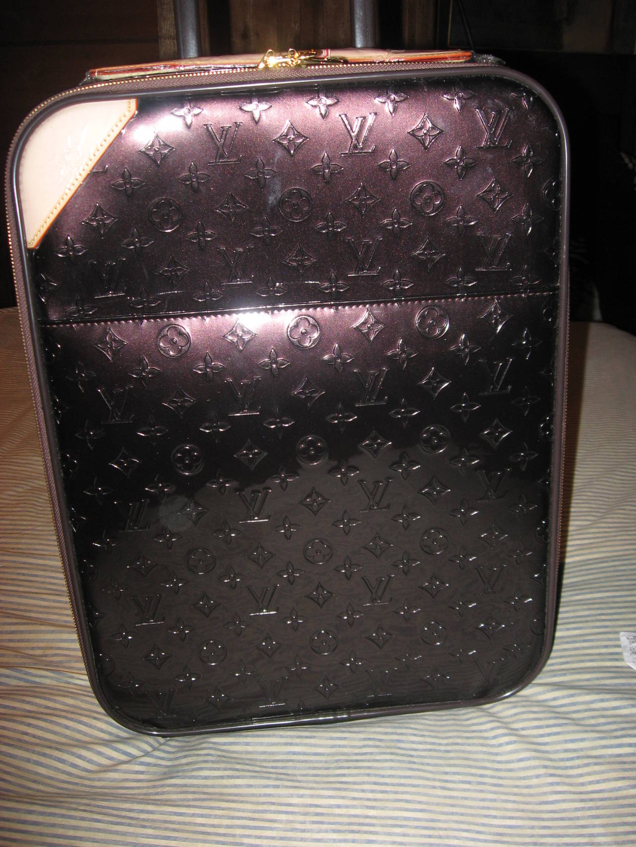 European Louis Vuitton Monogram Patent Rolling Luggage-New