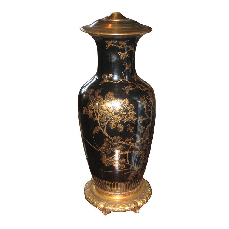 Oriental Black Gilt Painted Lamp For Sale