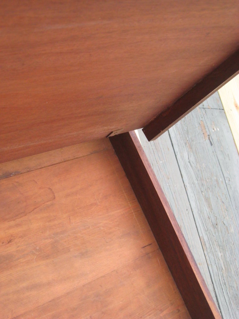Boîte à documents du XIXe siècle sur pied/table en vente 1