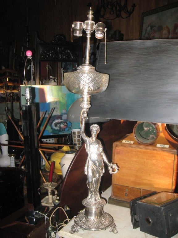 oil statue lamp