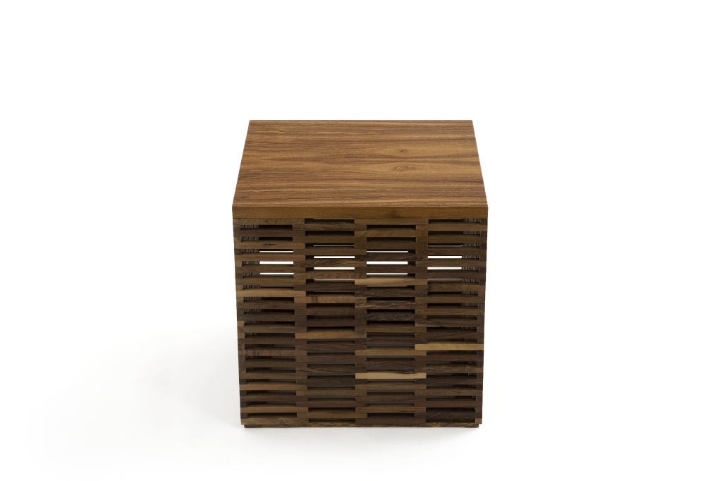 Maria Antonieta Side Table by Etel Carmona