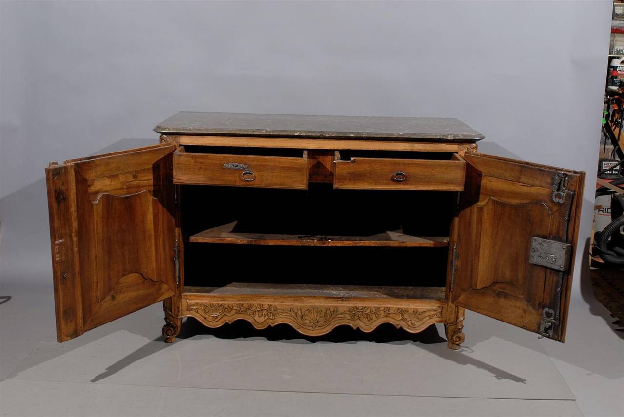 Early 18th Century Regence Walnut Buffet with Grey Oyster Marble Top For Sale 1