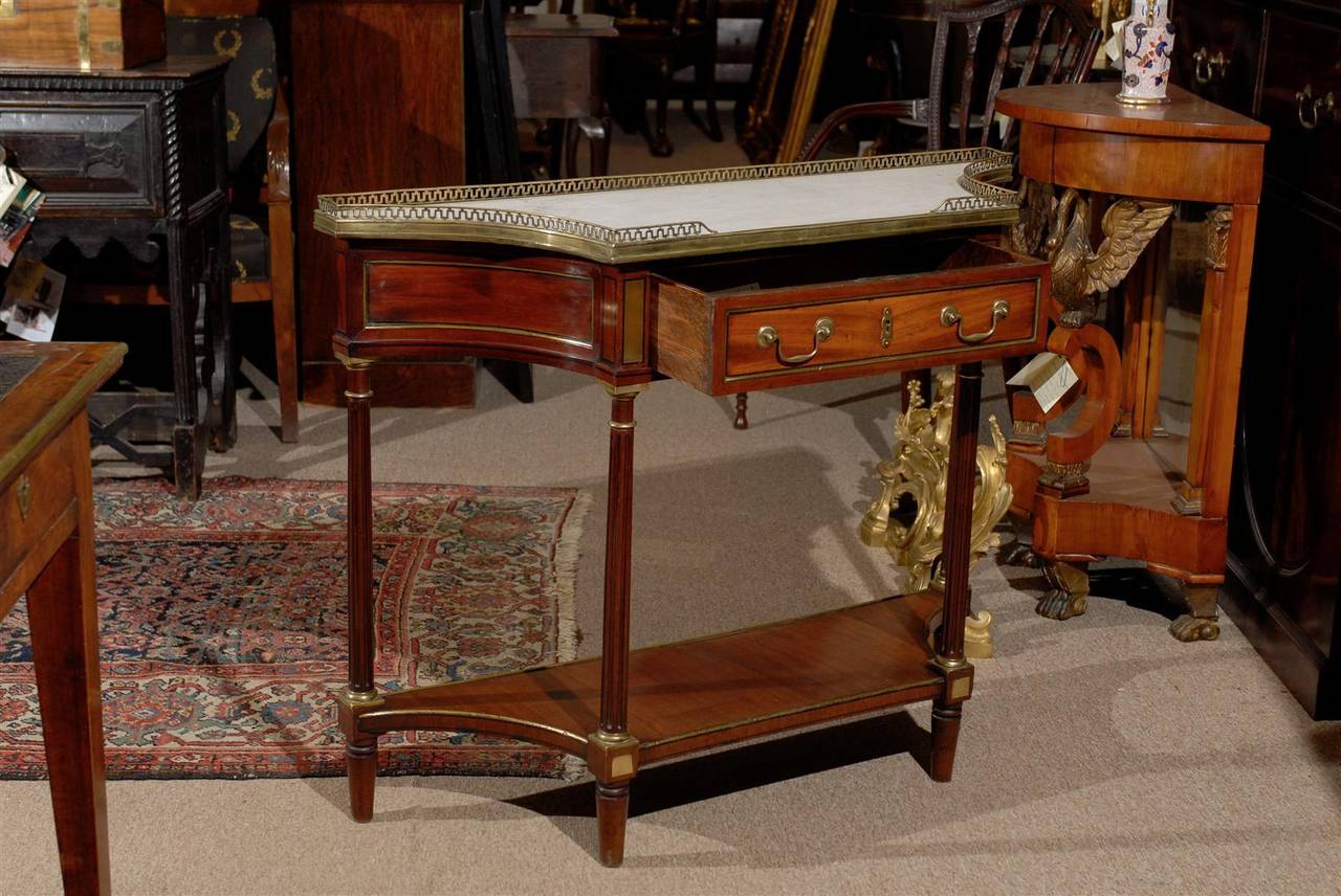 Late 18th Century French Louis XVI Walnut Dessert Table with Marble Top 6