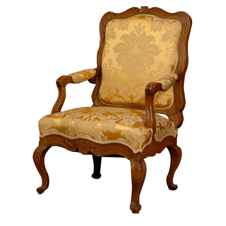 Früher Regence-Fauteuil aus Nussbaum, Fauteuil  Italien, ca. 1730