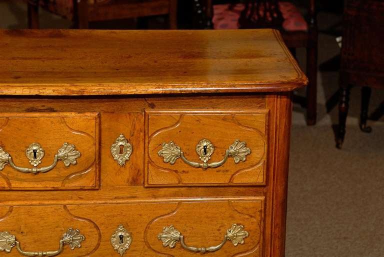 Petite 18th Century French Provincial Walnut Commode 4