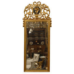 Louis XVI Period Gilt-wood Mirror with Crest, France c. 1780 5