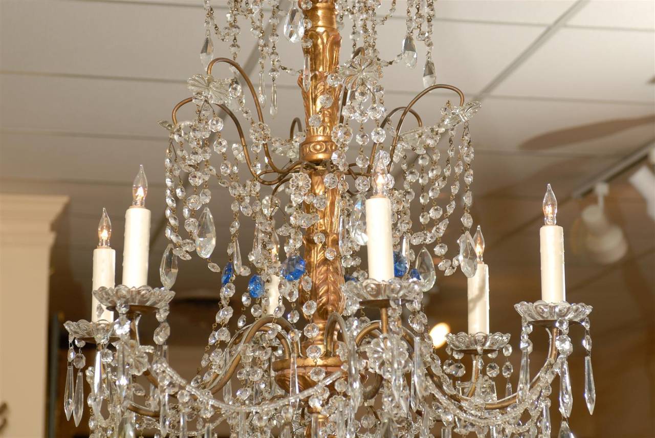 Italian Neoclassical Style Crystal and Giltwood Chandelier with Six Lights 6