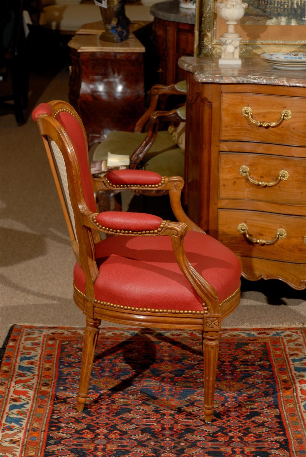 Pair of 18th Century French Transitional Louis XV or Louis XVI Fauteuils For Sale 1