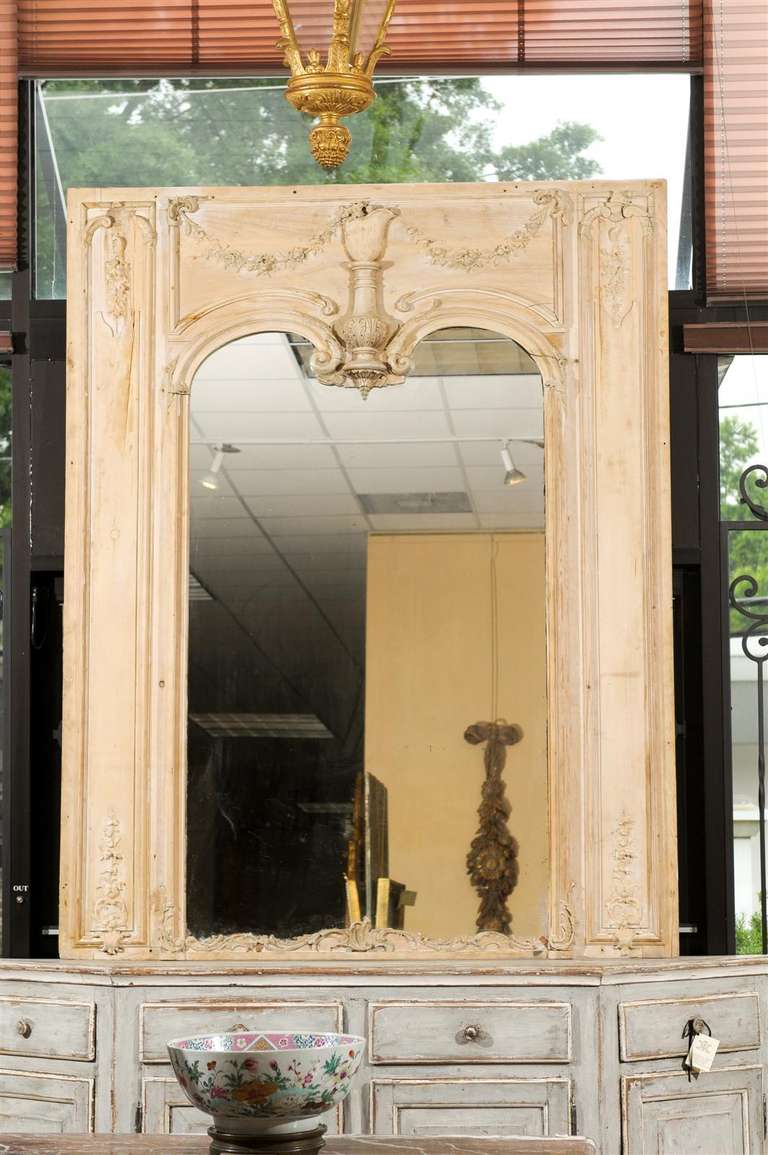 Large Italian Rococo Style Pine Trumeau Mirror In Good Condition In Atlanta, GA