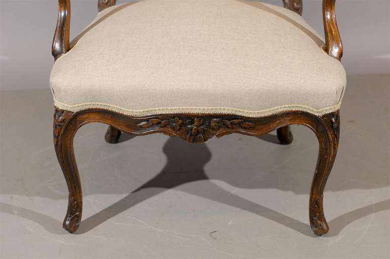 19th Century French louis XV Style Walnut Fauteuil 4