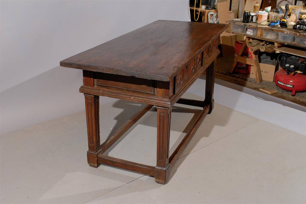 19th Century Italian Oak and Walnut Console Table with 2 Drawers 7