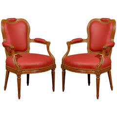 Pair of 18th Century French Transitional Louis XV or Louis XVI Fauteuils 1