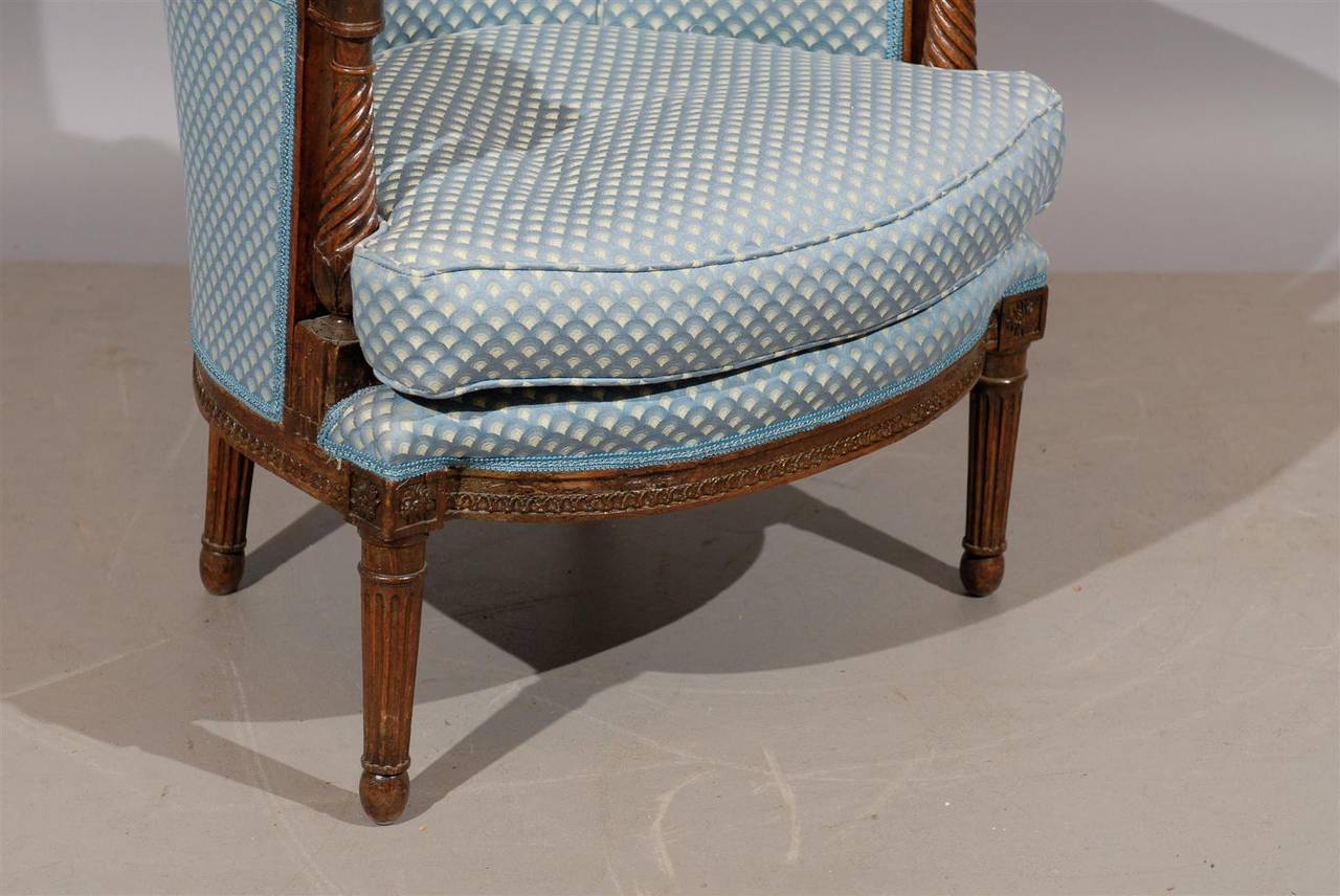 18th Century French Louis XVI Bergere in Walnut 3