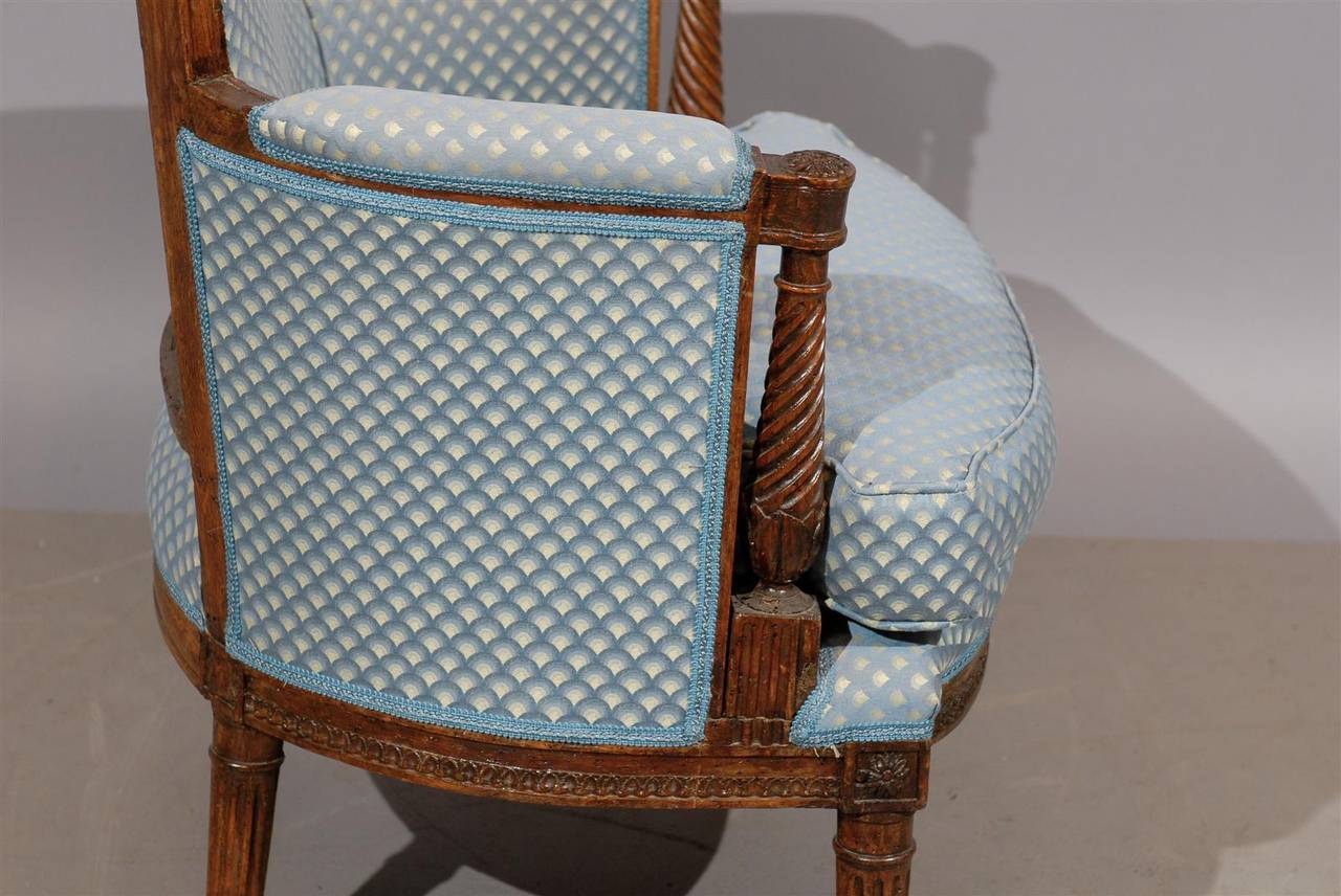 18th Century French Louis XVI Bergere in Walnut 6