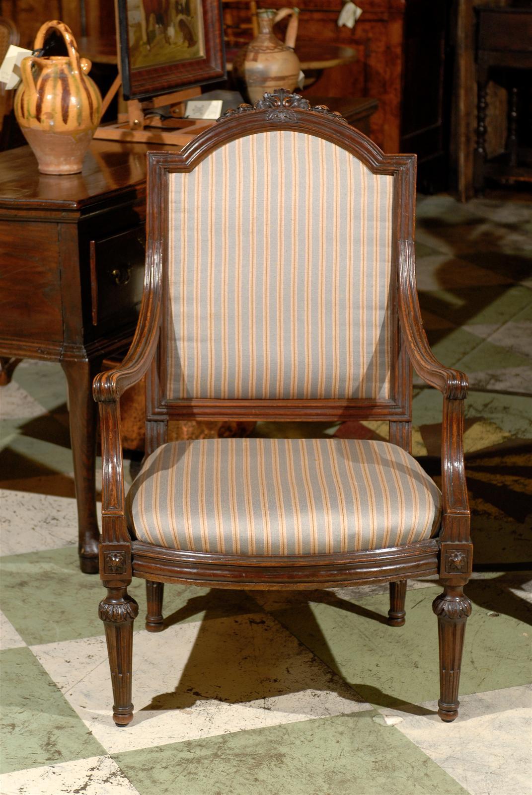 Neoclassical Period Italian Walnut Fauteuil For Sale 2