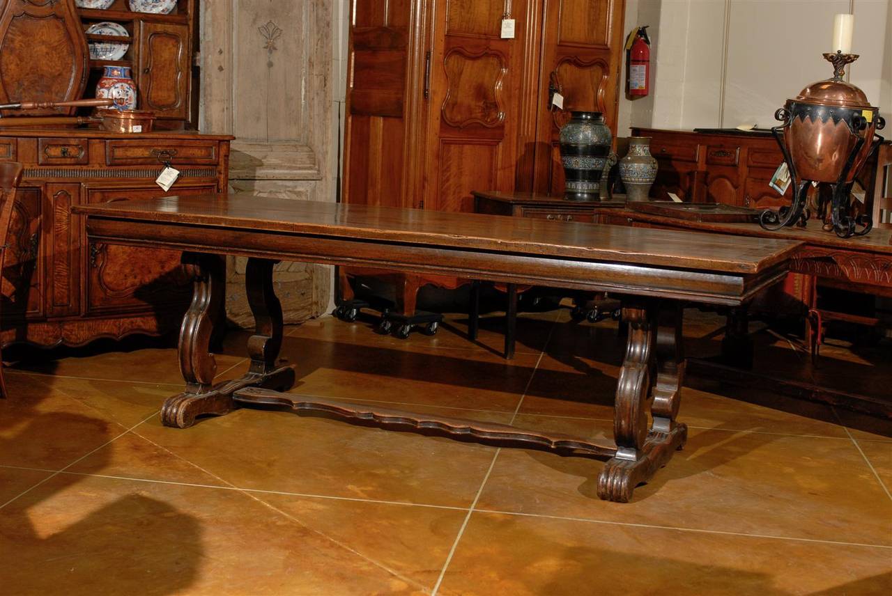 19th Century French Walnut Dining Table with Lyre Shaped Legs 7