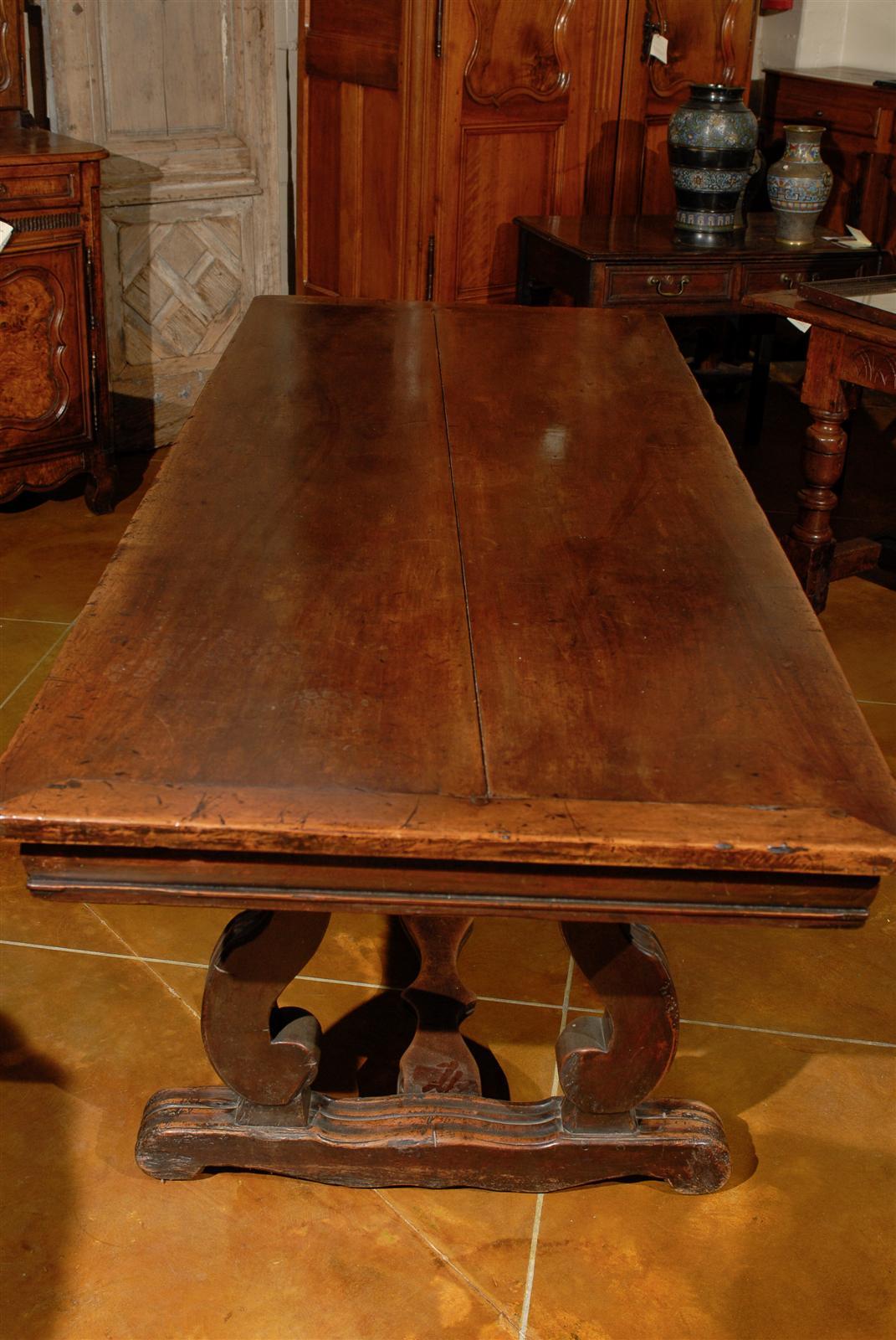 19th Century French Walnut Dining Table with Lyre Shaped Legs 1